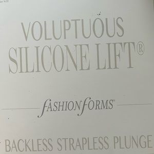 NIB - Davids Bridal - Backless Strapless Plunge